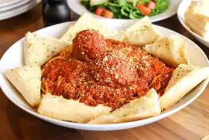 Order Spaghetti  food online from Charlie Foxe's Pizza store, St. Charles on bringmethat.com