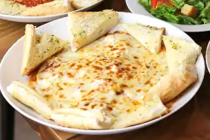 Order Baked Cheese Ravioli food online from Charlie Foxe's Pizza store, St. Charles on bringmethat.com